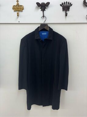 Gene Meyer black button overcoat Men’s size M